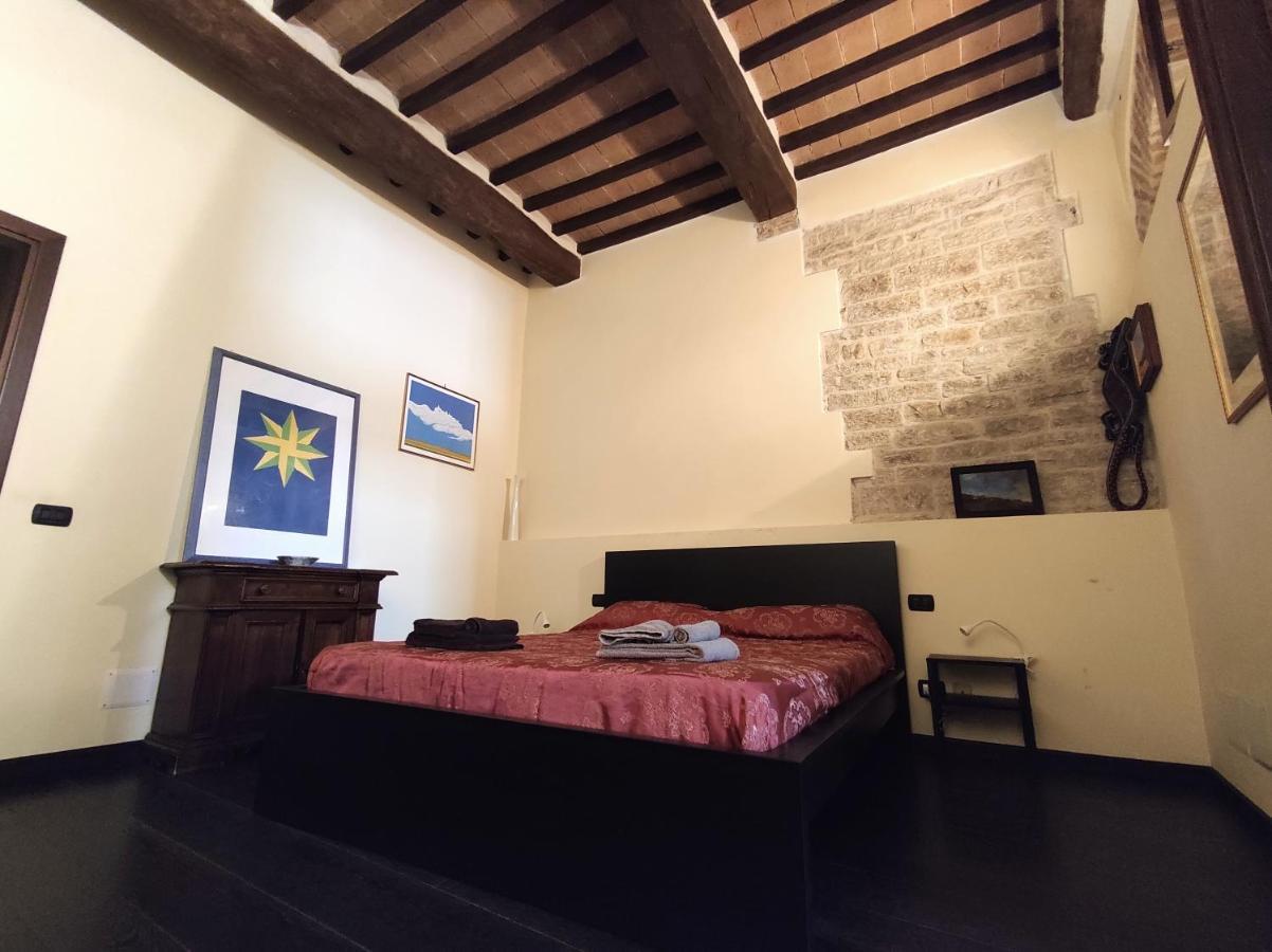 Grillotti Apartment Todi Buitenkant foto